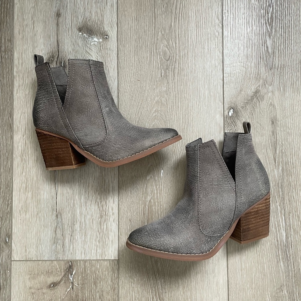 Not Rated gray slip on booties